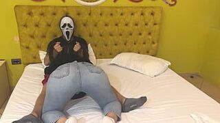 Ghostface gets free blowjob for halloween - porn video