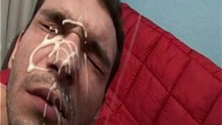 Gay Gets Massive Cum in Face - porn video