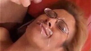 Hot Amateur Asian MILF Fucking - porn video